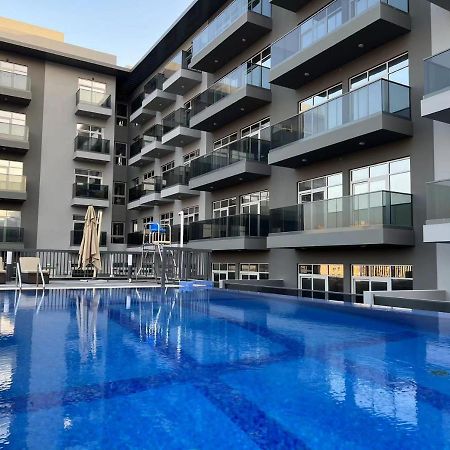 Penrose Place Dubai Jvc Luaran gambar