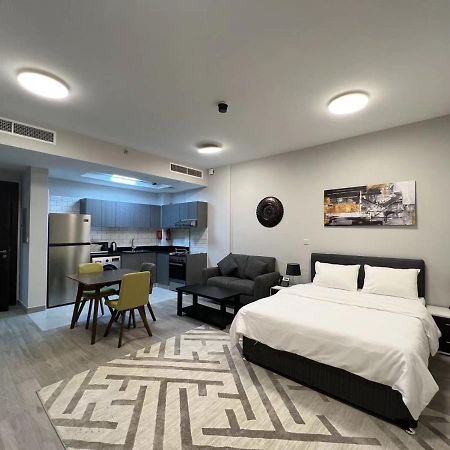 Penrose Place Dubai Jvc Luaran gambar