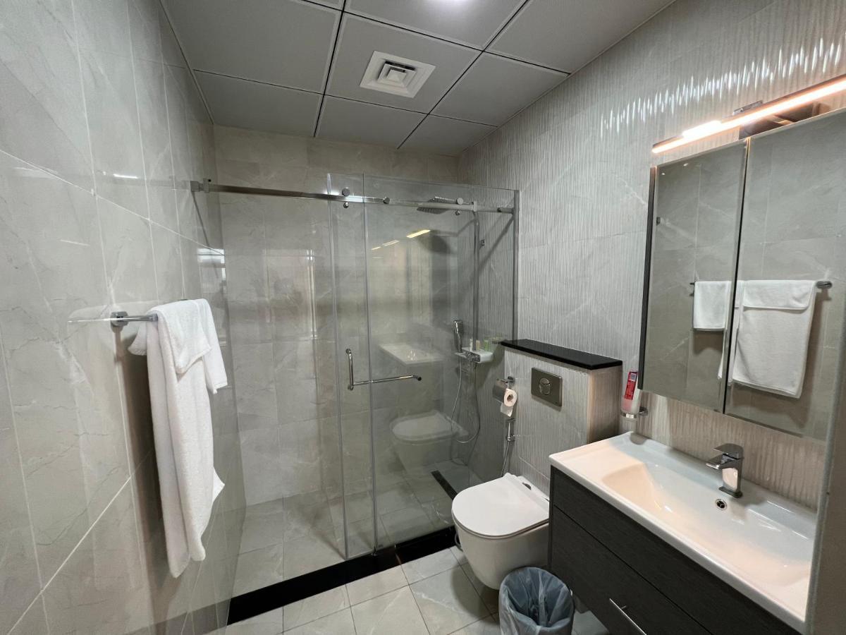 Penrose Place Dubai Jvc Luaran gambar