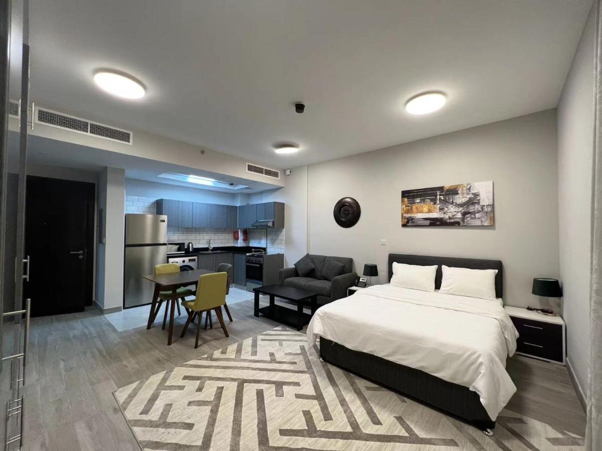 Penrose Place Dubai Jvc Luaran gambar