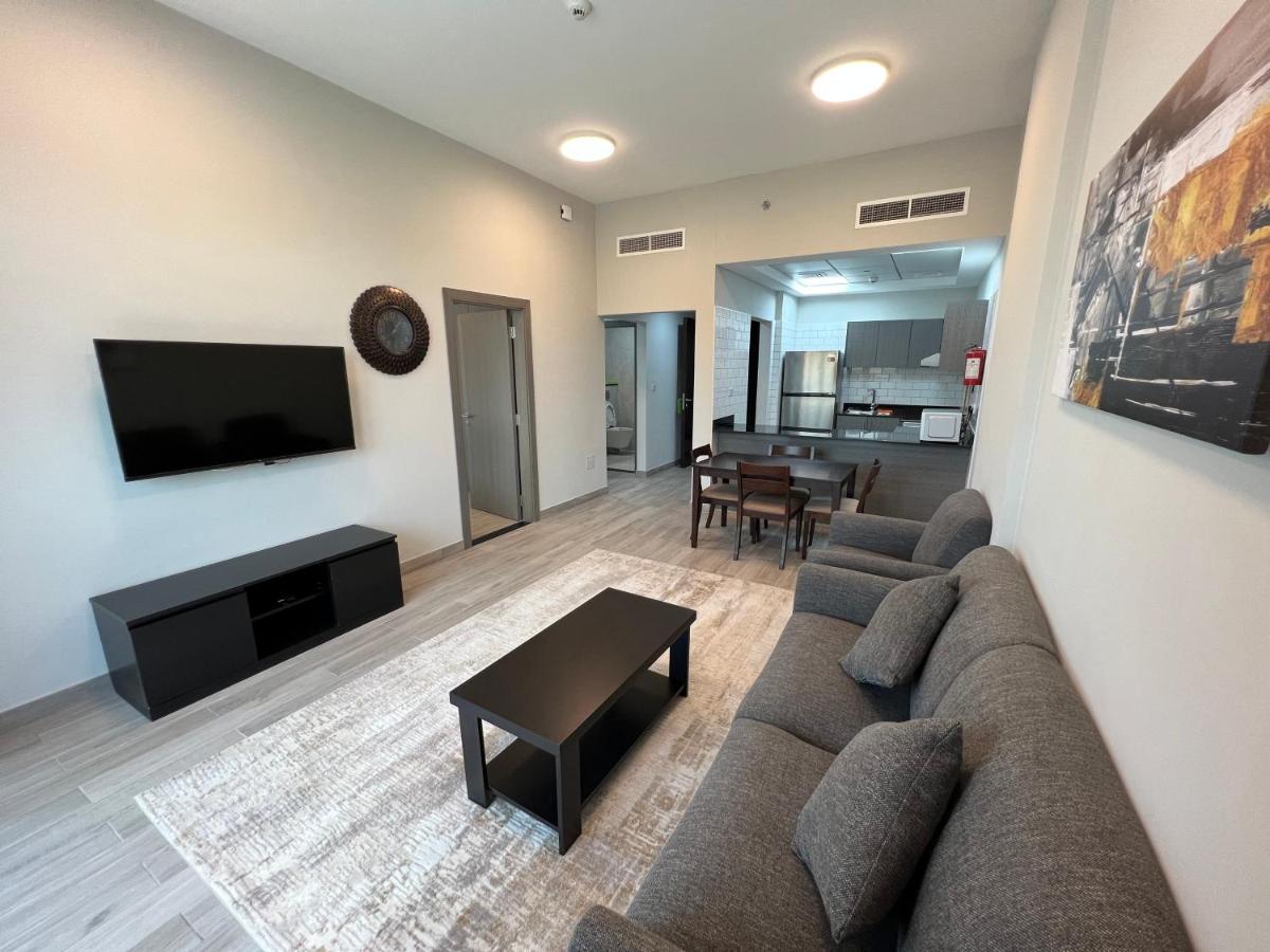 Penrose Place Dubai Jvc Luaran gambar