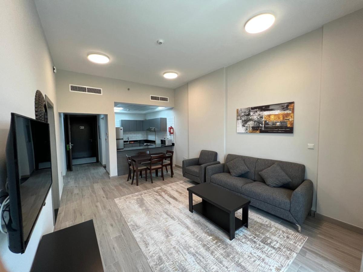 Penrose Place Dubai Jvc Luaran gambar