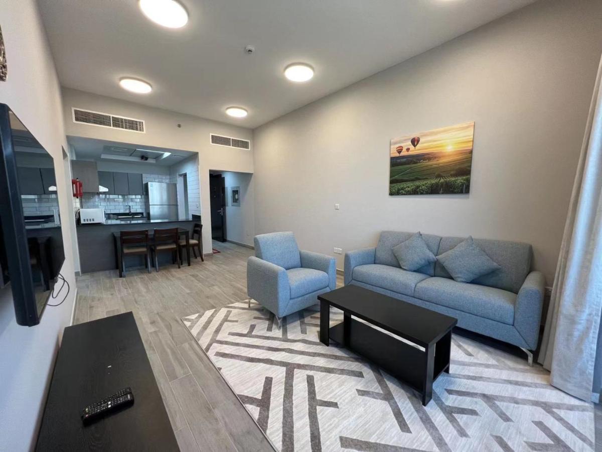 Penrose Place Dubai Jvc Luaran gambar